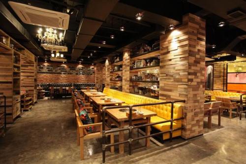 150㎡火鍋店，考慮復(fù)古風(fēng)